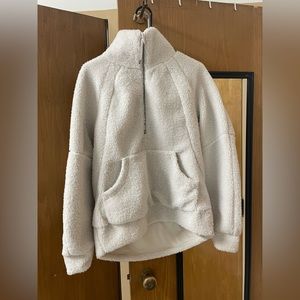 Lululemon Sherpa scuba